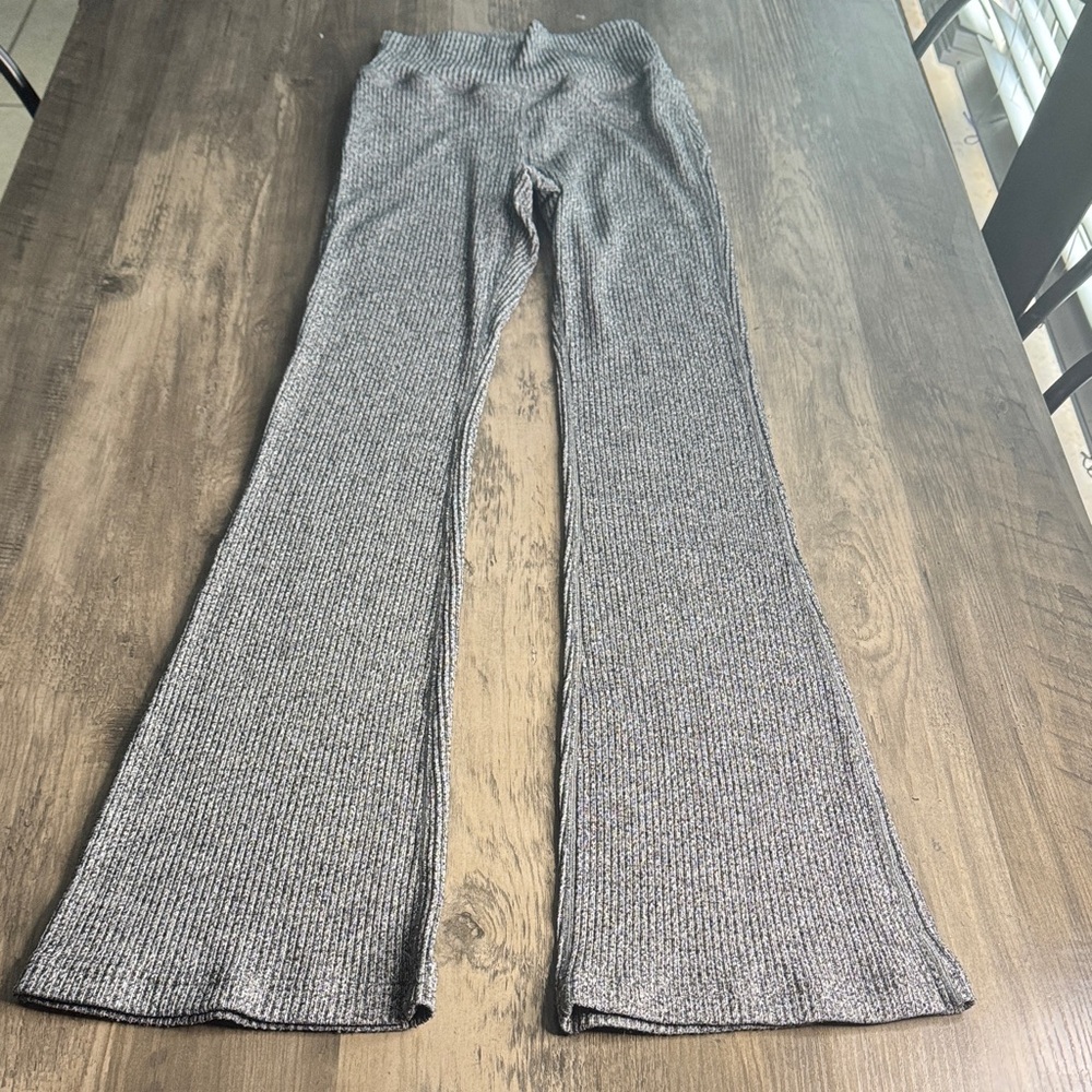 ECHT Gray Ribbed Leggings - Picture 3 of 6